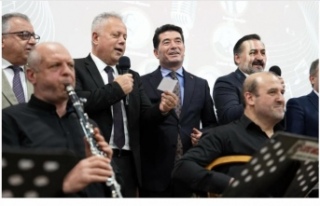 SANATÇILAR, UNUTULMAZ ESERLERİ SESLENDİRDİ