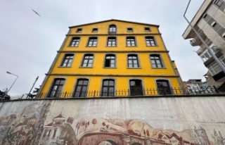 Şehrin merkezinde kütüphane olur mu?