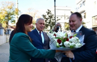 Vali Aziz Yıldırım, KKTC Meclis Başkanı Ziya...