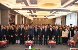 BAŞKAN GENÇ: “KADINLARIMIZIN EMEĞİYLE GELECEĞİ...