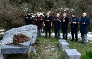 Vali Şahin’den Özkan Sümer’in Kabrine Ziyaret