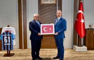 Trabzon Muhtarlar Federasyonu’ndan Emniyet Müdürü...