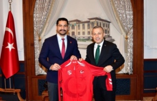 Başkan Akgül vali Şahin’i ziyaret etti