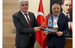 Başkan Satıroğlu, Başhekim Dr.Küçük’ü ziyaret...