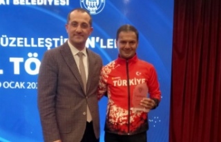 BÜYÜKŞEHİR’İN ÖZEL SPORCUSU EMRAH’A ANLAMLI...