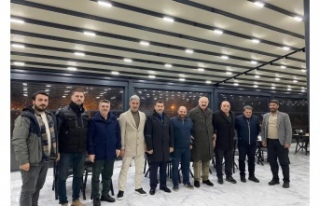 Çebi, siyaset sahasını boş bırakmıyor