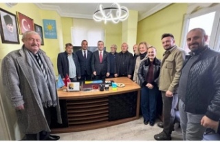 İYİ partiye katılımlar sürüyor.