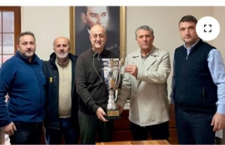 Kupayı Başkan Saral’a Getirdiler