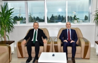 Vali Şahin başsavcı Çelik’i ziyaret etti