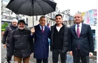 Vali ve Emniyet Müdürü vatandaşlarla bir araya...