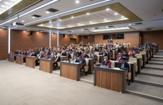 Yüzme havuzu, Gençlik ve Spor İl Müdürlüğü'ne...