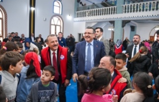 BAŞKAN GENÇ, VAKFIKEBİR’DE GÖNÜLLERE DOKUNDU