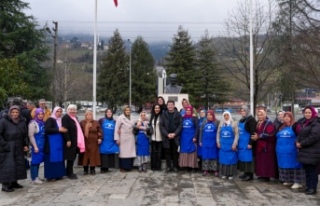 BAŞKAN KAYA, TRABZON’U AKOLUK KÖY ÜRÜNLERİ...