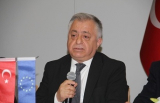 AKAÇ, ZARARLI BÖCEKLERLE MÜCADELE İÇİN PLANLAMA...