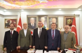 Başkan Çelebi'den MHP İl Başkanlığı'na...