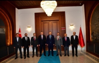 Başkan Altaş, Vali Şahin’i ziyaret etti