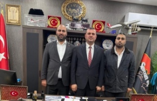 Başkan Sivrikaya Araklı’da