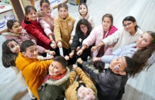 BÜYÜKŞEHİR'İN RAMAZAN ÇADIRI ÇOCUKLARLA...