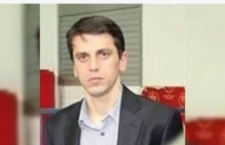 Komisyoncu Şener Kibar ''Taze hamsi tezgahlarda''