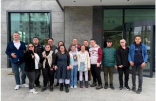 Özel Çocuklar ve Aileleri Aynı Çatı Altında