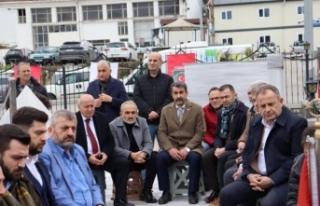 Şehit Ünal bıçakçı kabri başında anıldı.