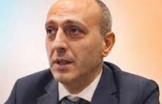 "TANIMADIĞIM BİR KADININ ELİNE VERILMİŞ...