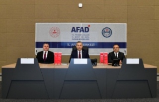 Vali Şahin AFAD il müdürlüğünü ziyaret etti.