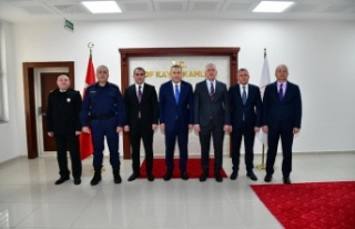 Vali Şahin, Of kaymakamı Akça’yı ziyaret etti