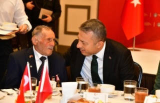 Vali Tahir Şahin ve eşi Cansel Şahin Şehit Aileleriyle...