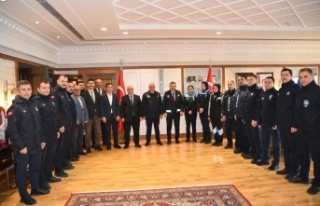 BAŞKAN GENÇ, BÜYÜKŞEHİR PERSONELİ İLE BAYRAMLAŞTI