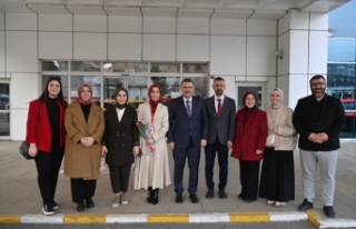 BAŞKAN GENÇ’TEN SAĞLIK ÇALIŞANLARINA TIP BAYRAMI...