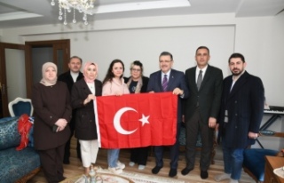 BAŞKAN GENÇ, YOMRA’DA GÖNÜL SOFRASINDA VATANDAŞLARLA...