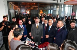 Bakan Uraloğlu Özdemir Bayraktar bilim ve sanat...