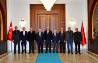 Başkan Kozoğlu vali Şahin’i ziyaret etti