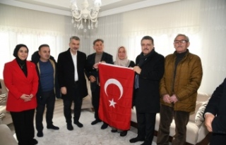 BAŞKAN GENÇ’TEN ŞEHİT PİLOT GENÇCELEP'İN...