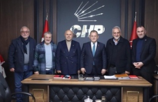 Başkan Kurt Başkan Bak’ı ziyaret etti