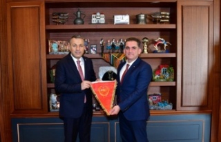 Başkan Öztürk,Vali Şahin’i ziyaret etti