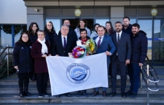 BAŞKAN YARDIMCISI ZORLU, AVRUPA ŞAMPİYONU BUĞRA...