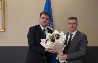 Defterdar Yaşar Genel Sekreter üçüncüyü ziyaret...