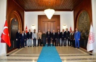 Dr.Topsakal, Vali Şahin’i ziyaret etti