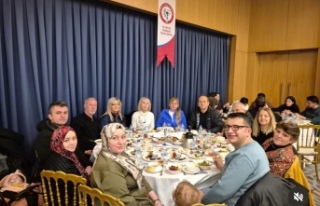 Eczacılar İftar Sofrasında Buluştular