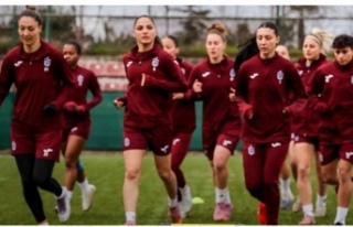 Futbolcular Fenerbahçe’ye bileniyor