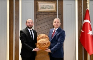 İl emniyet müdürü Loğoğlu’nun adını ekmeğe...