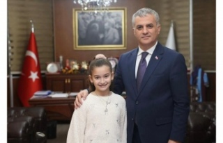 Lina Yomra’nın Gururu Oldu