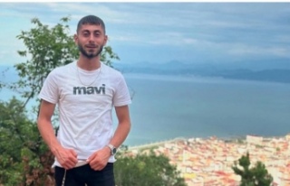 Mücahit Hakka yürüdü.