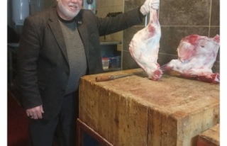 Muhtar Sert fakirin ve garibanın yanında