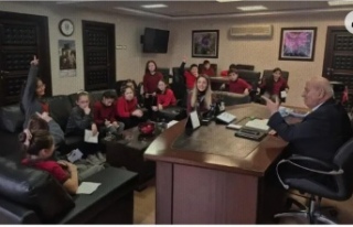 Öğrenciler Başkan Erdem’i ziyaret ettiler