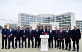 Sağlık Bakanı memişoğlu Şehir Hastanesi’nde