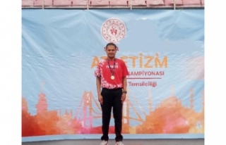 BÜYÜKŞEHİR SPORCUSU EMRAH ÖZTÜRK’TEN ÇİFTE...