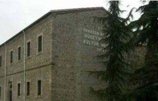 Vali Tahir Şahin kucağında buldu